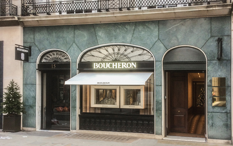 Boucheron Store Awning