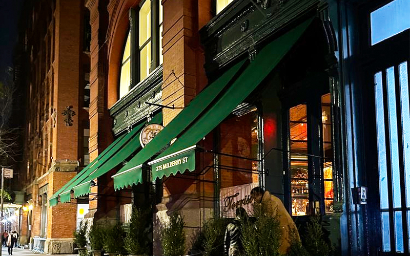 Shop International Awnings for New York