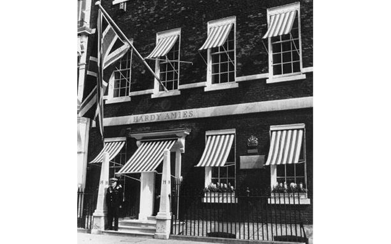 The Marlesbury A Truly Unique Awning Victorian Awning Company