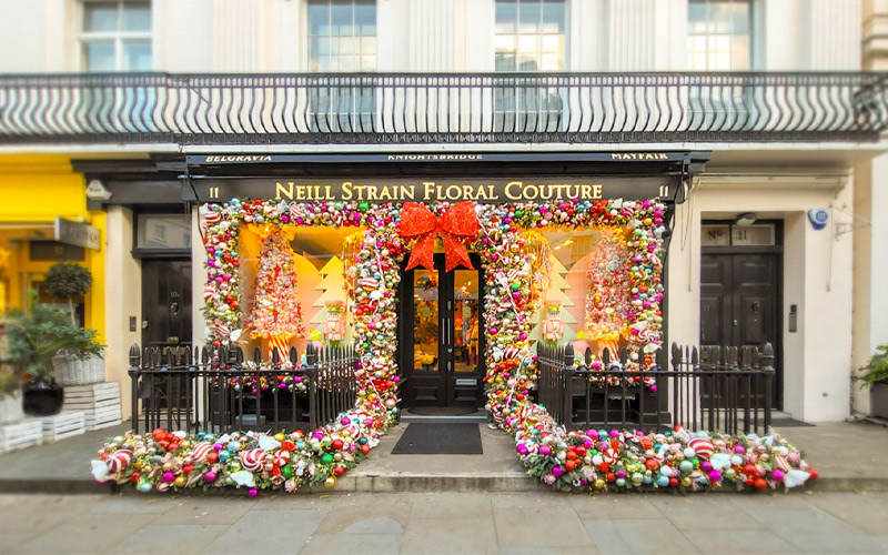 Retractable-Awning-Neill-Strain