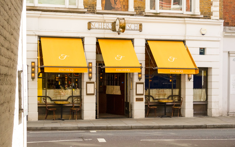 Cafe-Awnings-Fischers