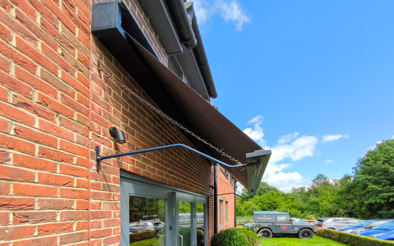 Specialist Awning Arun Vet